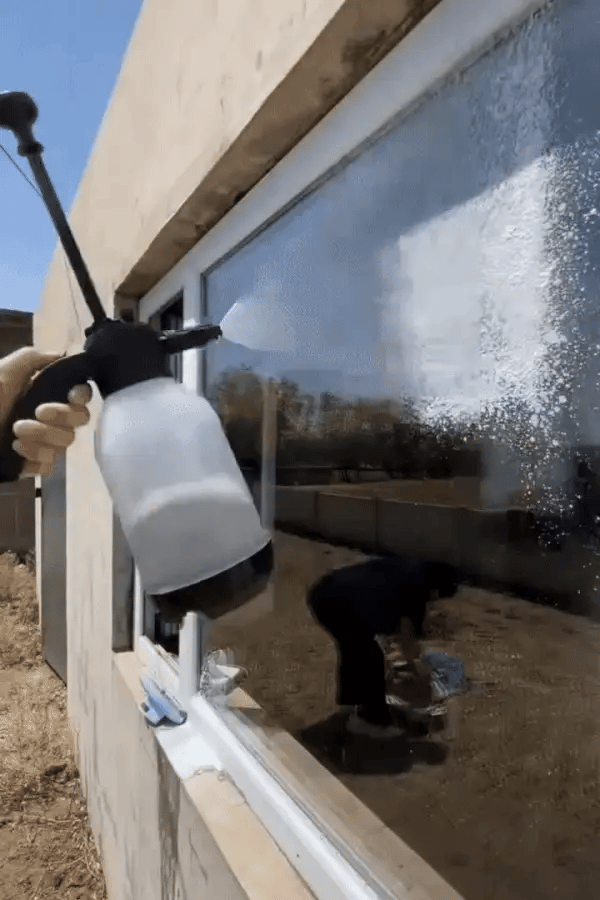 Double-Faced Magnetic Glass Cleaner for Dual-Side Window Cleaning